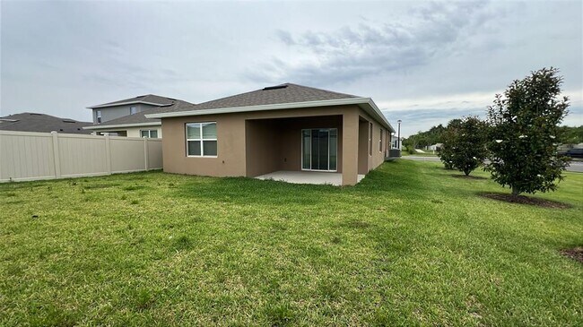 Building Photo - 3535 Sungrove Cir