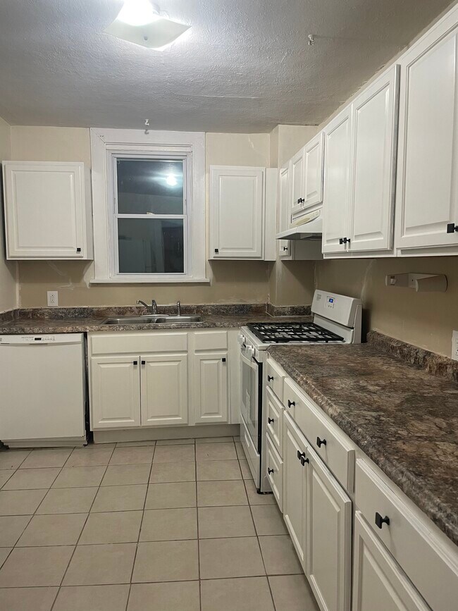 Foto del edificio - 2450 Starkamp St