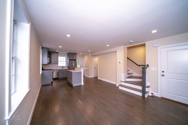 Building Photo - 1272 Boylston St