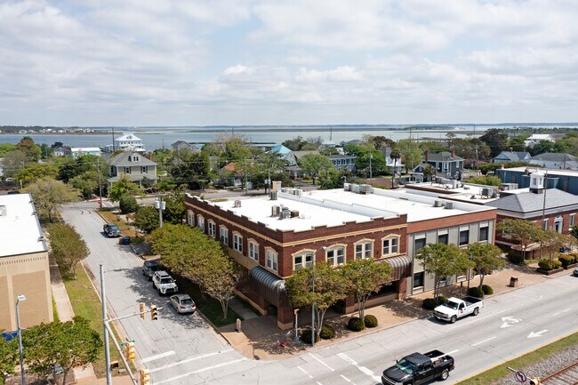 Building Photo - 712 Arendell St