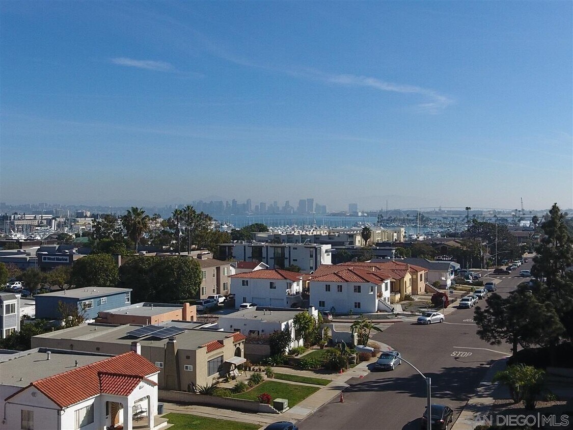 Foto principal - 1171 Evergreen St