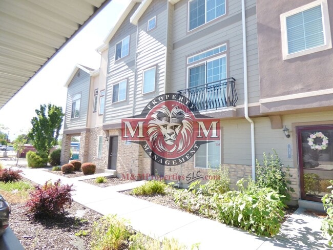 3 Bd 3.5 Bath 2 Car Garage Townhome in Sandy - 3 Bd 3.5 Bath 2 Car Garage Townhome in Sandy