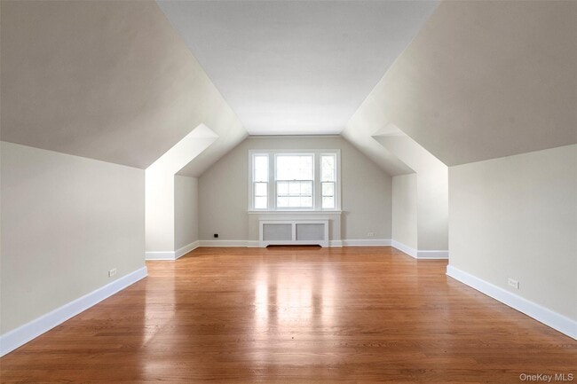 Building Photo - 47 Brookfield Pl