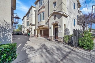 Building Photo - 3324 Chenevert St