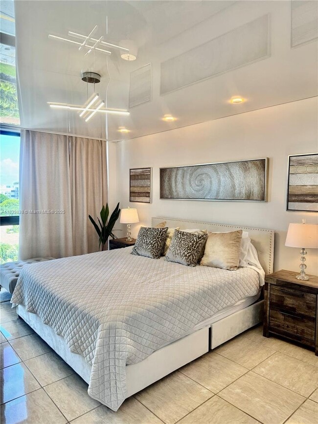 Foto del edificio - 9800 W Bay Harbor Dr