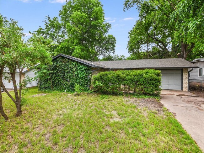 Foto del edificio - 8711 Bridgeport Dr