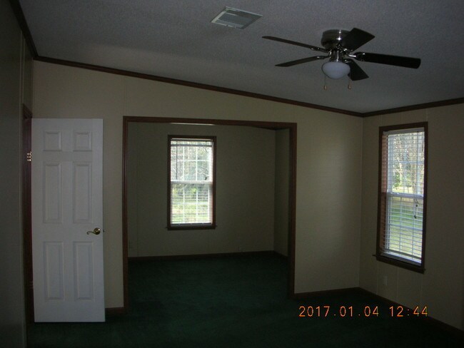 Building Photo - 44778 Artesian Blvd