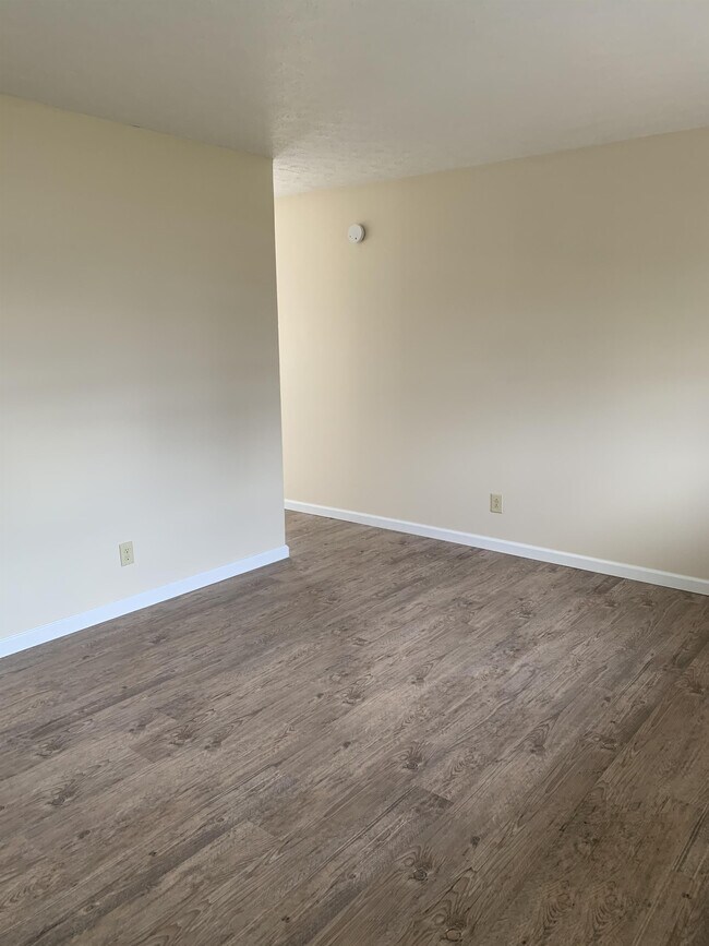 Foto del edificio - 3721 Arlington Dr