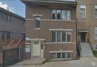 Building Photo - 2958 S Archer Ave