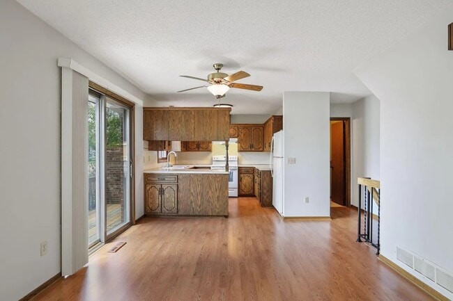 Foto del edificio - 1411 10th Ave E