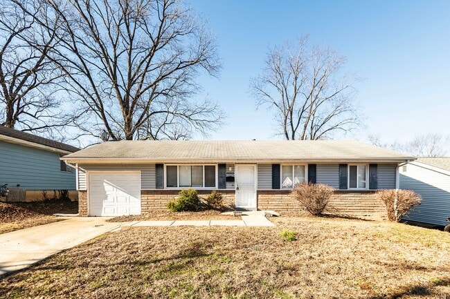 Freshly Updated 3-bedroom, 1-bathroom - Freshly Updated 3-bedroom, 1-bathroom House