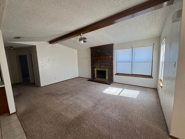 Building Photo - 11 Wagnon Dr