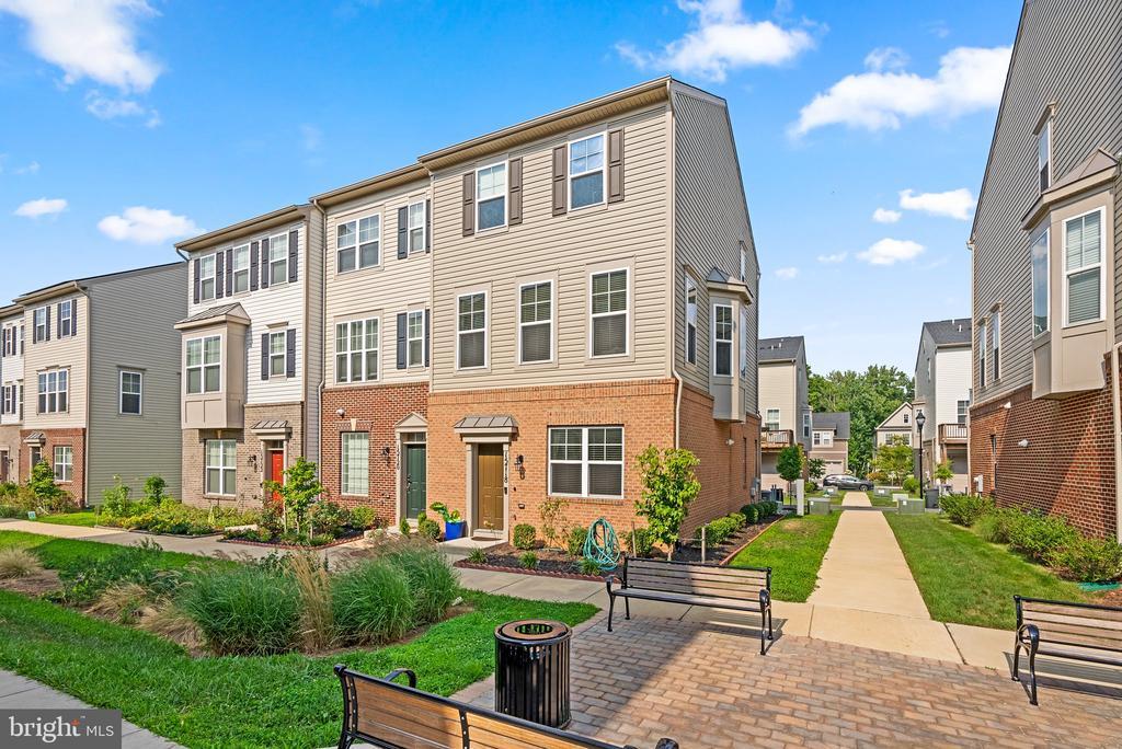 Foto principal - 15718 Trolley Ln