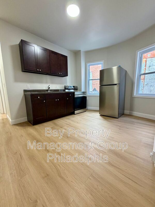 Foto del edificio - 724 S 52nd St