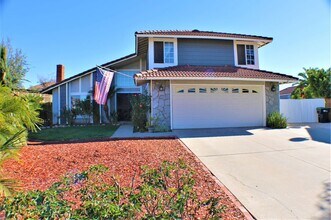 Building Photo - 25740 Rosebay Ct