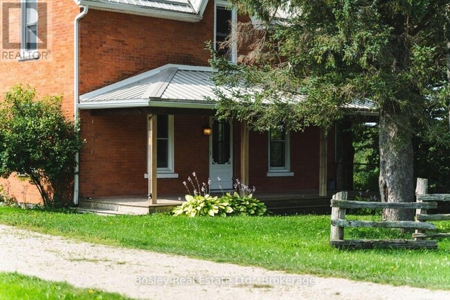 Building Photo - 264384 Southgate 26 Rd