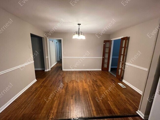 Foto del edificio - 801 N Parkdale Ave