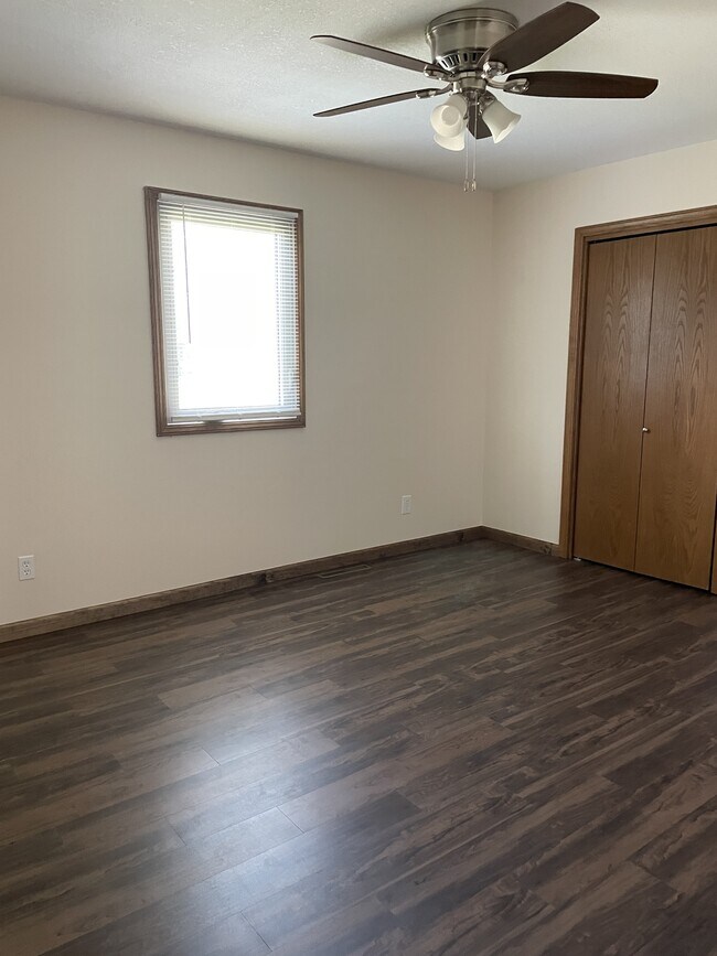 Foto del edificio - 1703 Heritage Ln