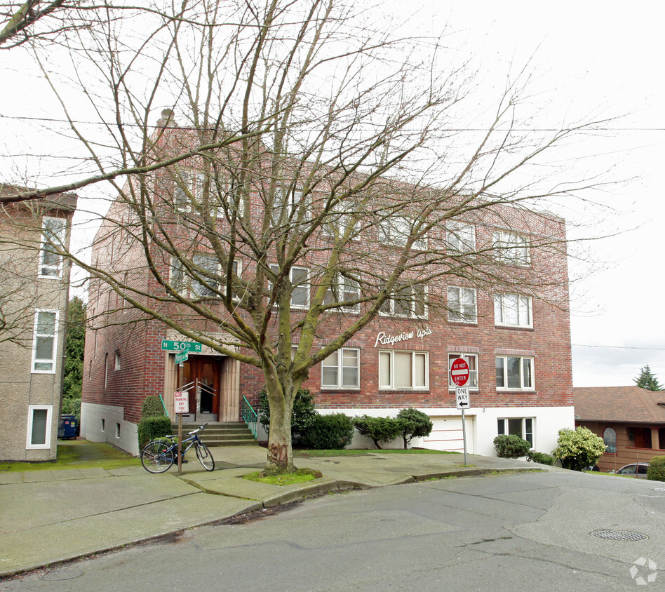 Building Photo - Ridge View Apartments