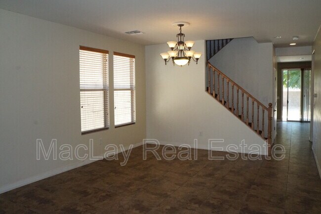 Building Photo - 7051 S Beavertail Ln