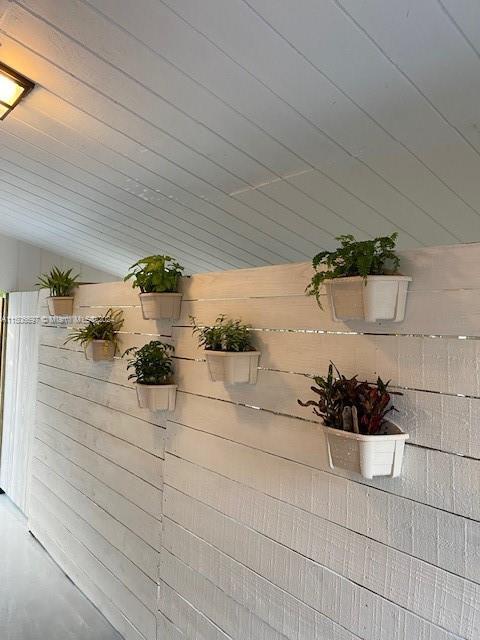 Foto del edificio - 752 NW 24th Ct