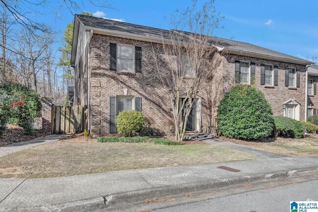 Building Photo - 1934 Mountain Laurel Ln