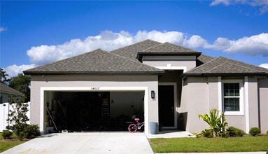 Building Photo - 34827 Mulrion Dr