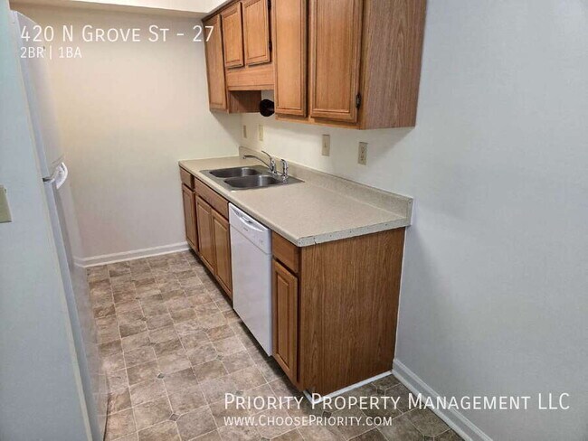 Foto del edificio - 420 N Grove St