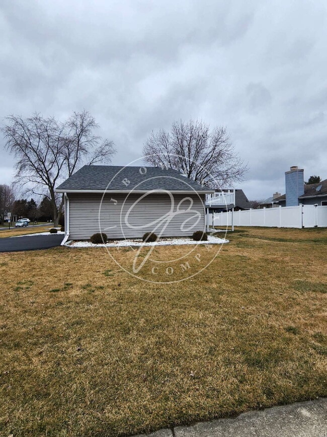 Building Photo - 9450 Millcroft Rd