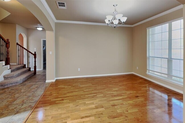 Foto del edificio - 5301 Cypress Ranch Blvd