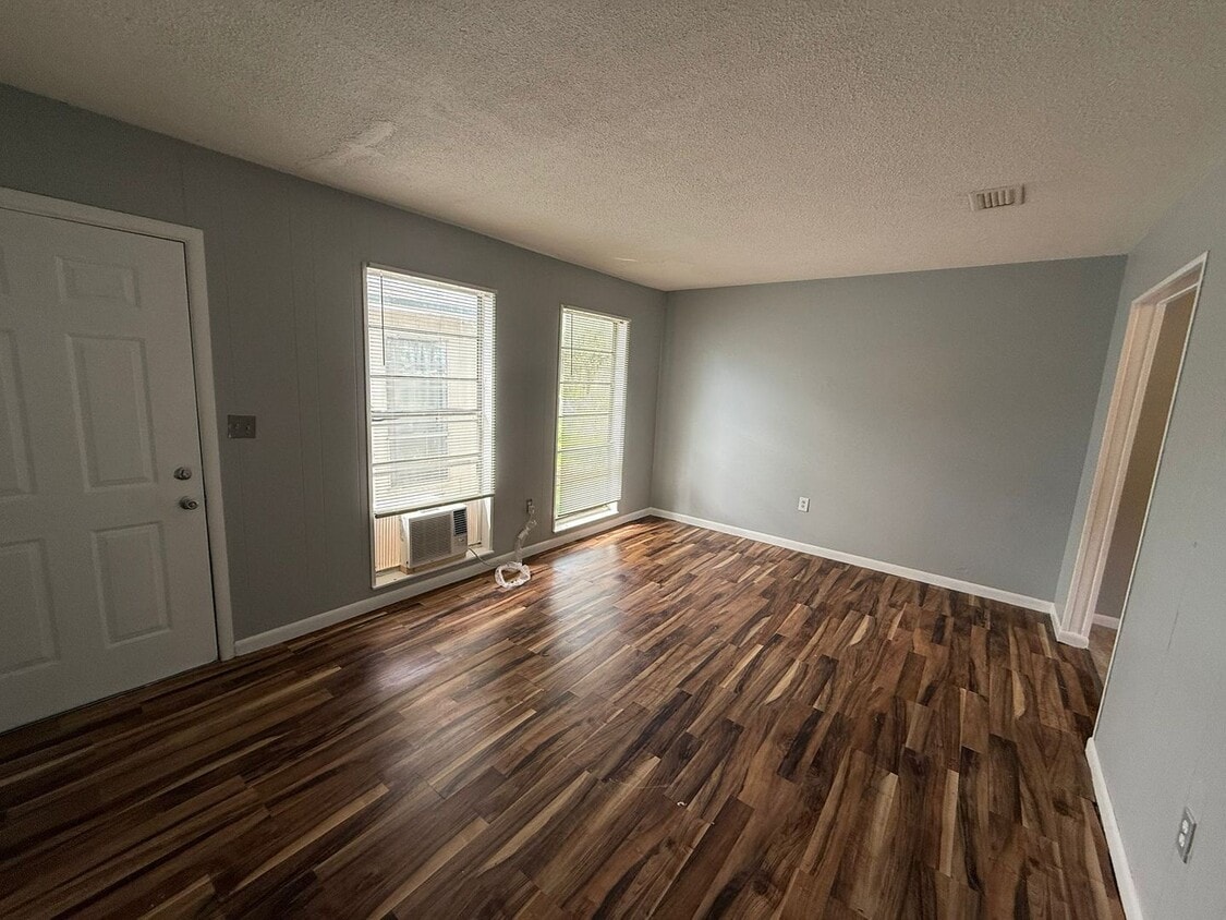 Primary Photo - Mulberry Terrace Apartments