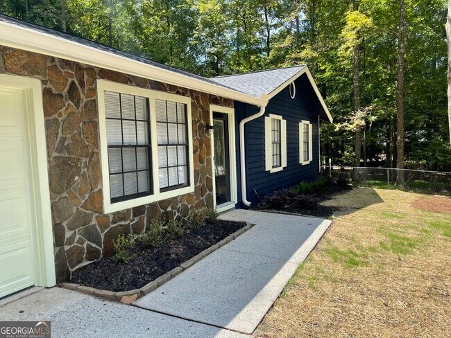 Foto del edificio - 104 Doubletrace Ln