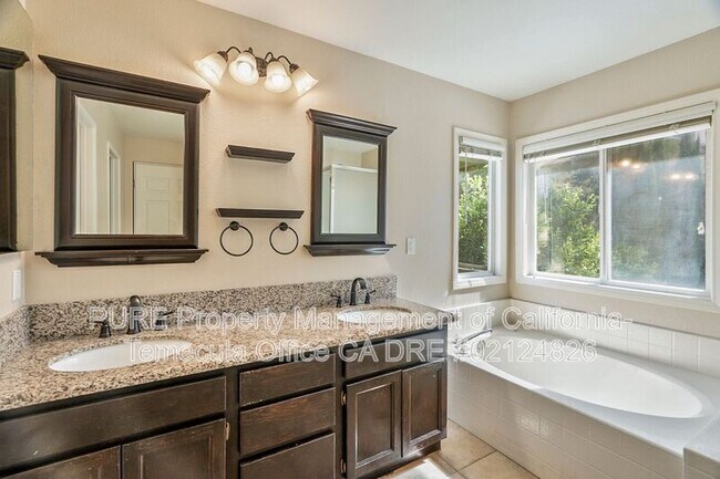 Building Photo - 42088 Southern Hills Dr