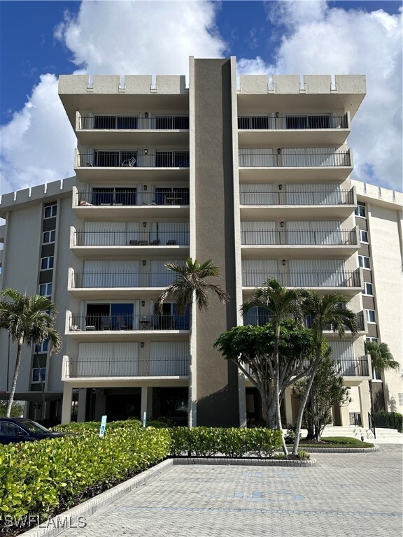 Foto del edificio - 2150 Gulf Shore Blvd N