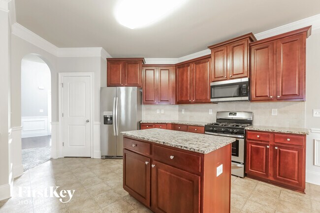 Foto del edificio - 394 Plymstock Dr