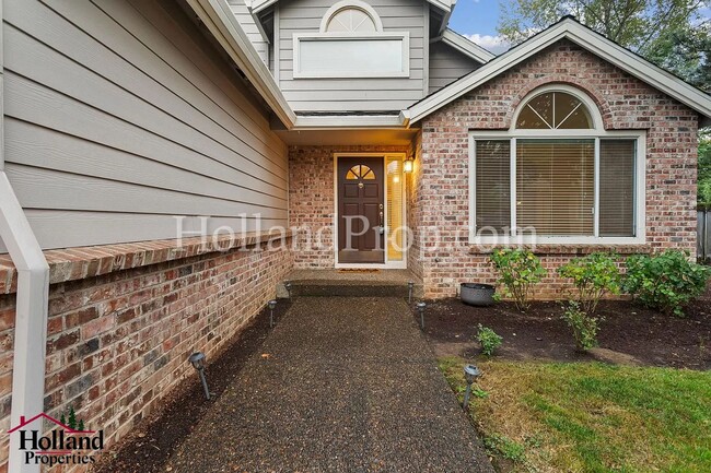Foto del edificio - ** SHORT-TERM Lease Option Avail ** Stunni...