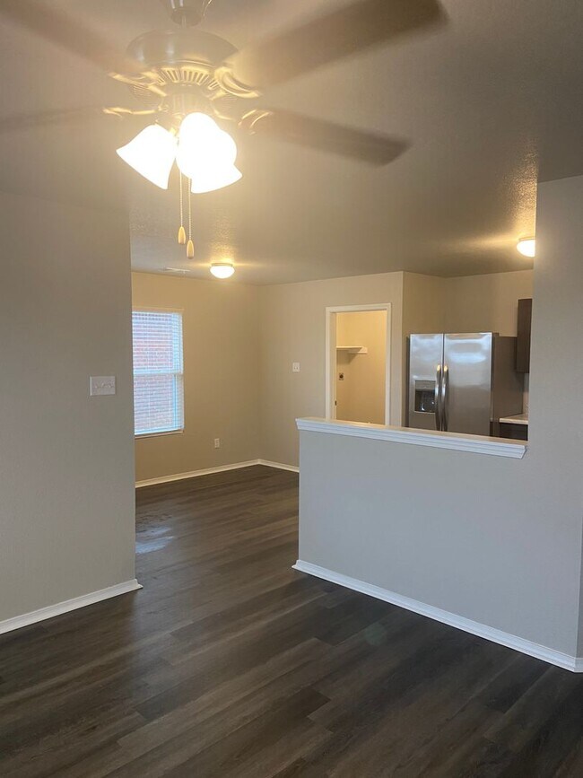 Foto del edificio - *St Patrick's Day Deal!* Three Bedroom | T...