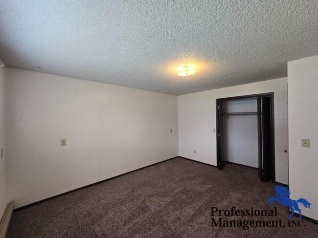 Building Photo - 2 bedroom in Billings MT 59105
