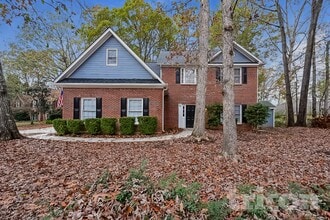 Building Photo - 2611 Peregrine Ct