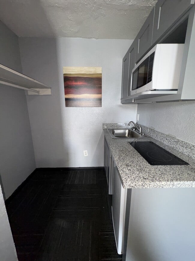 Photo - 711 Pasadena Fwy Apartment