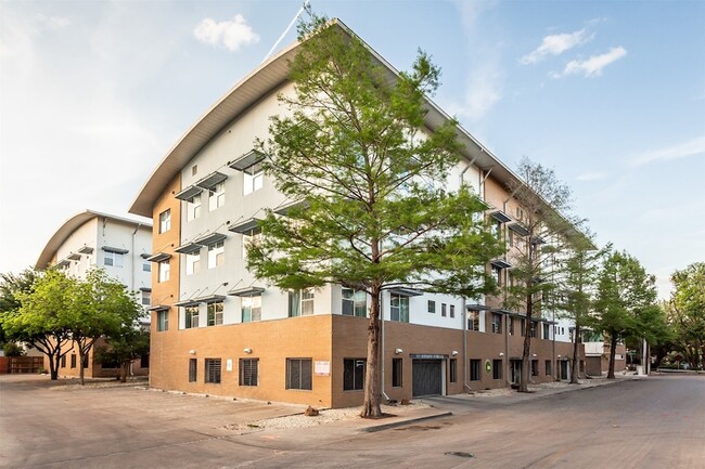 Photo - 3015 Bryan St Apartment