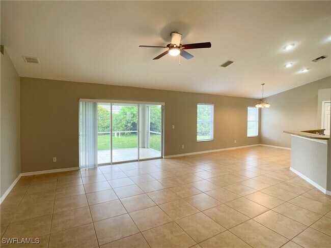 Foto del edificio - 411 NW 4th Terrace