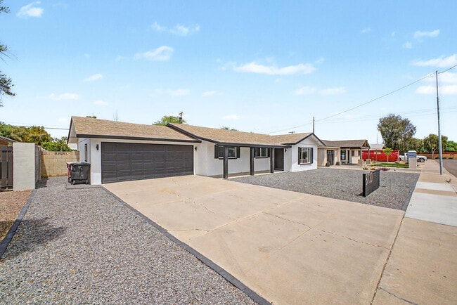 Foto del edificio - 8730 E Rancho Vista Dr