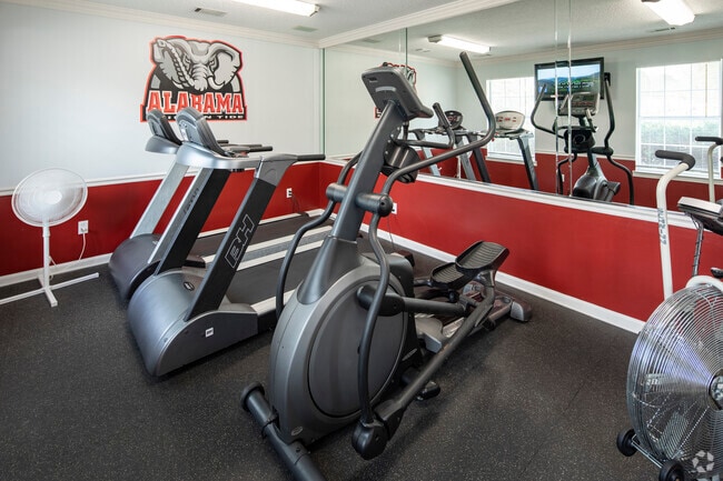 Fitness Center - Yorktown Commons Luxury Apartments