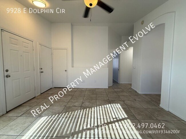Foto del edificio - 9928 E Dolphin Cir