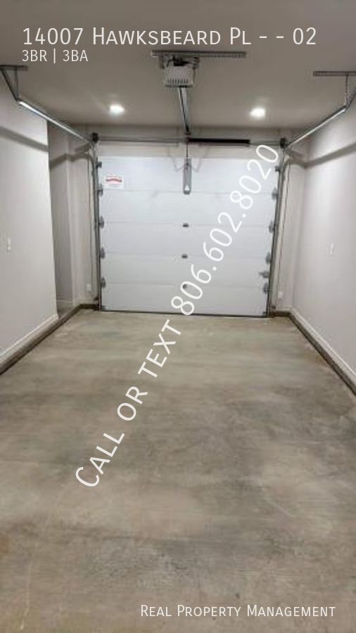 Foto del edificio - Brand new 3 bedroom, 2.5 bathroom duplex a...