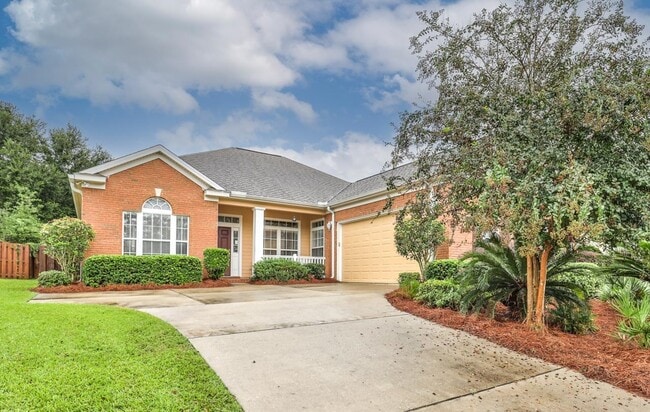 Building Photo - 1661 Harbor Club Dr
