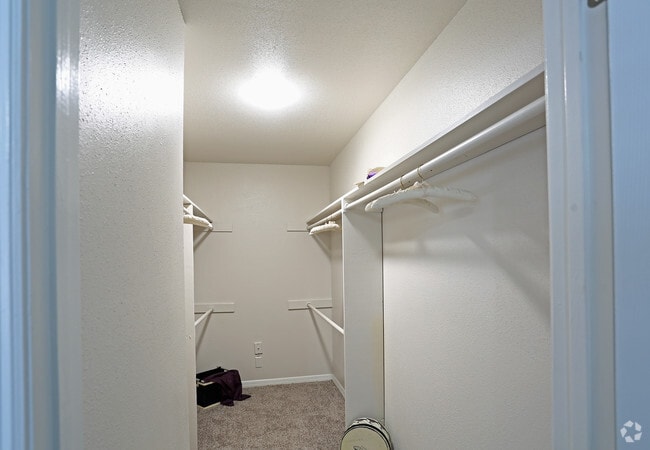 Interior Photo - Turtle Creek Apartment Homes
