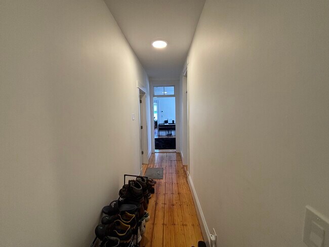 Foto del edificio - 1431 Cambridge St