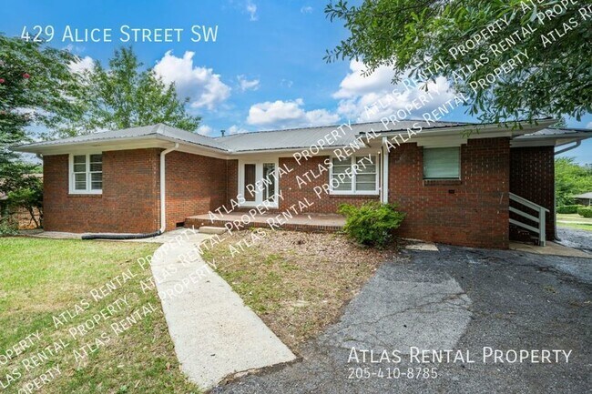 Building Photo - 429 Alice Street SW Bessemer, AL 35022